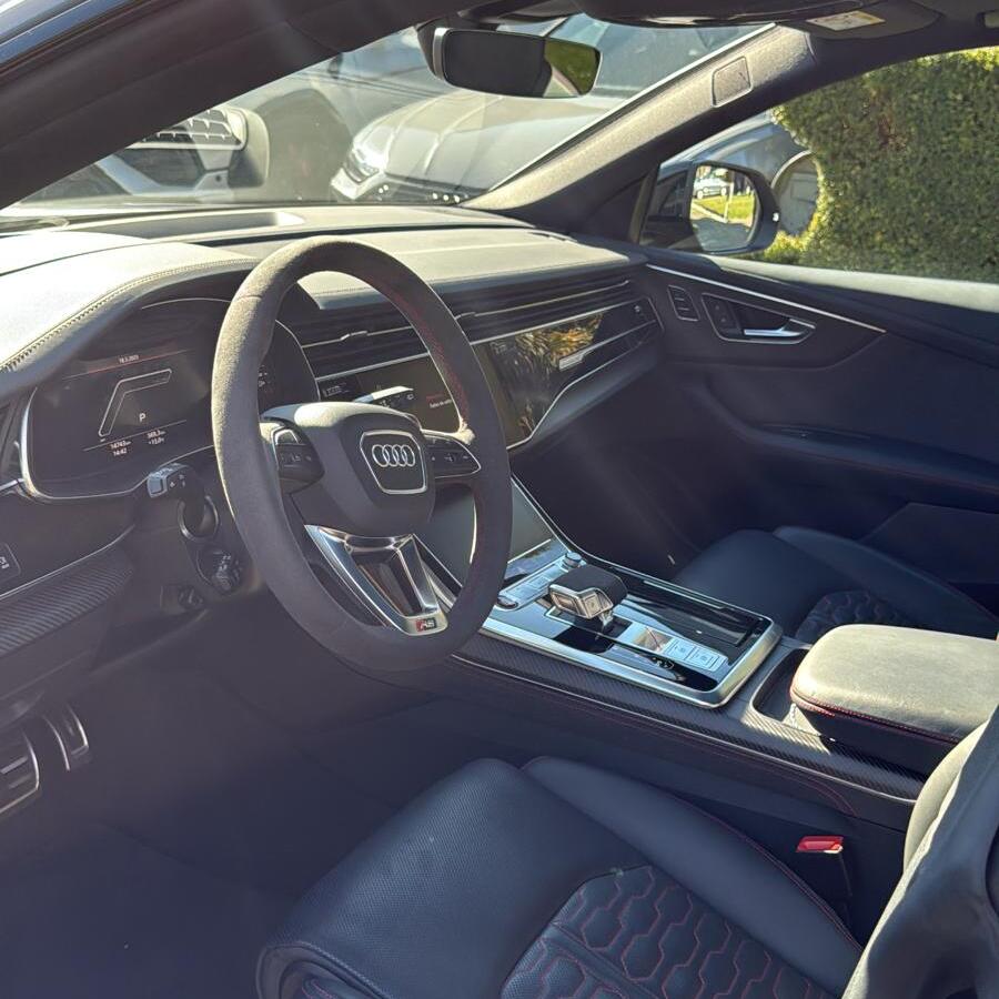 Audi RSQ8 Performance 2025