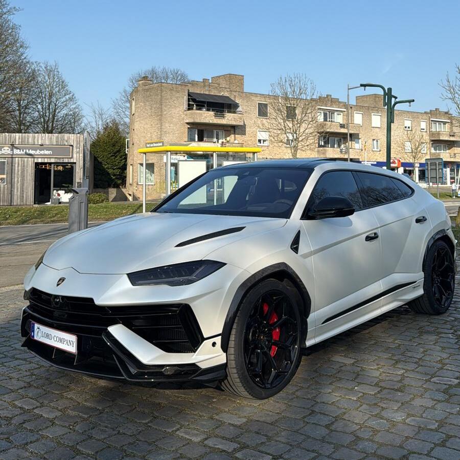 Lamborghini Urus Performante
